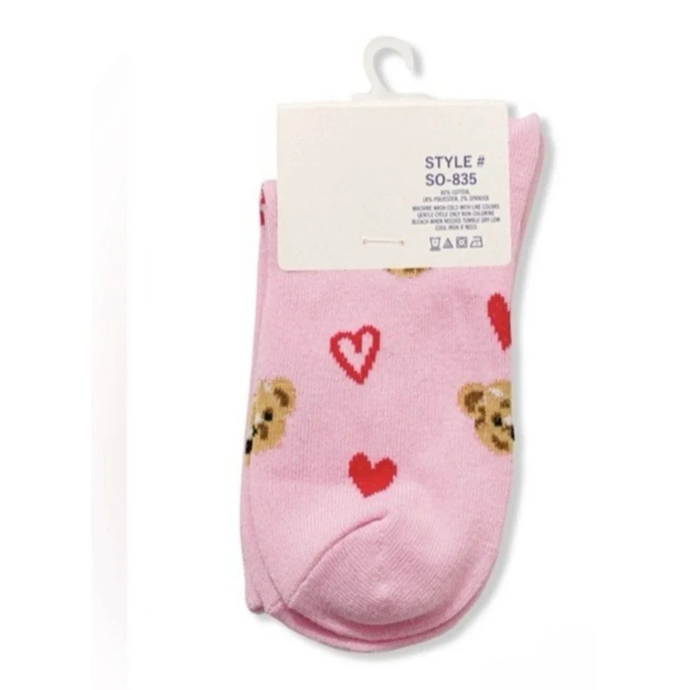 Zenana Heart Bear Artwork Pink Crew Socks‎ Cotton Blend Womens One Size NEW